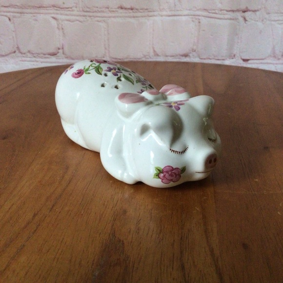 Vintage 1978 Sleeping Pig Hand Painted Floral Ceramic Potpourri Holder - Picture 1 of 8